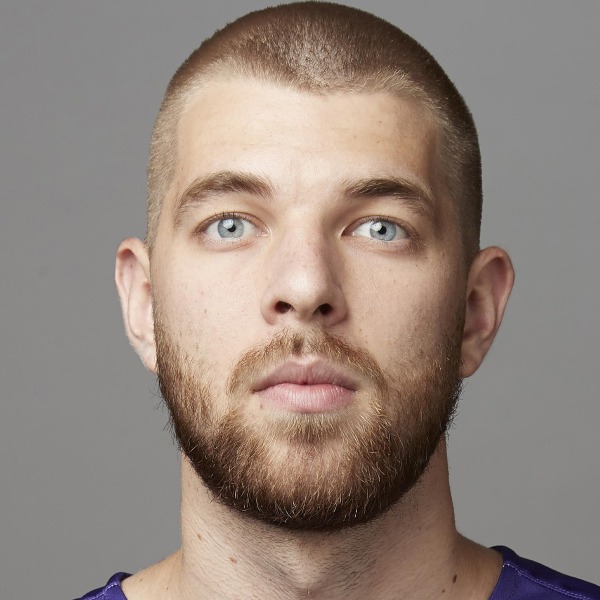 Майкл Финке headshot