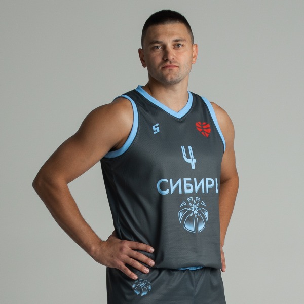Ivan Savelyev headshot