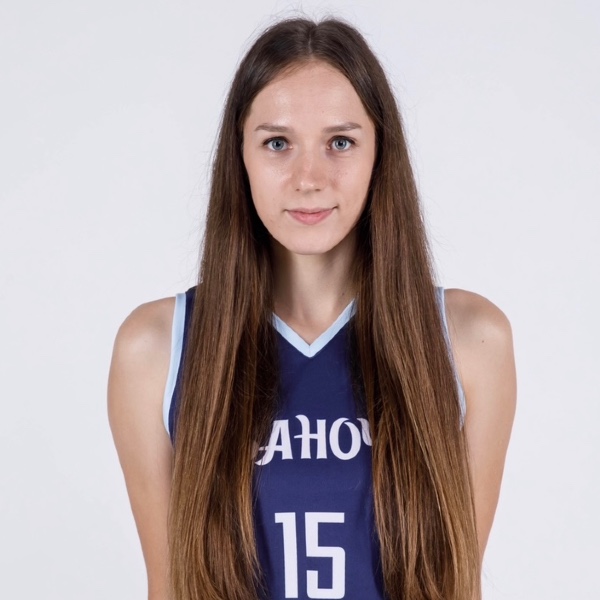 Алина Леднёва